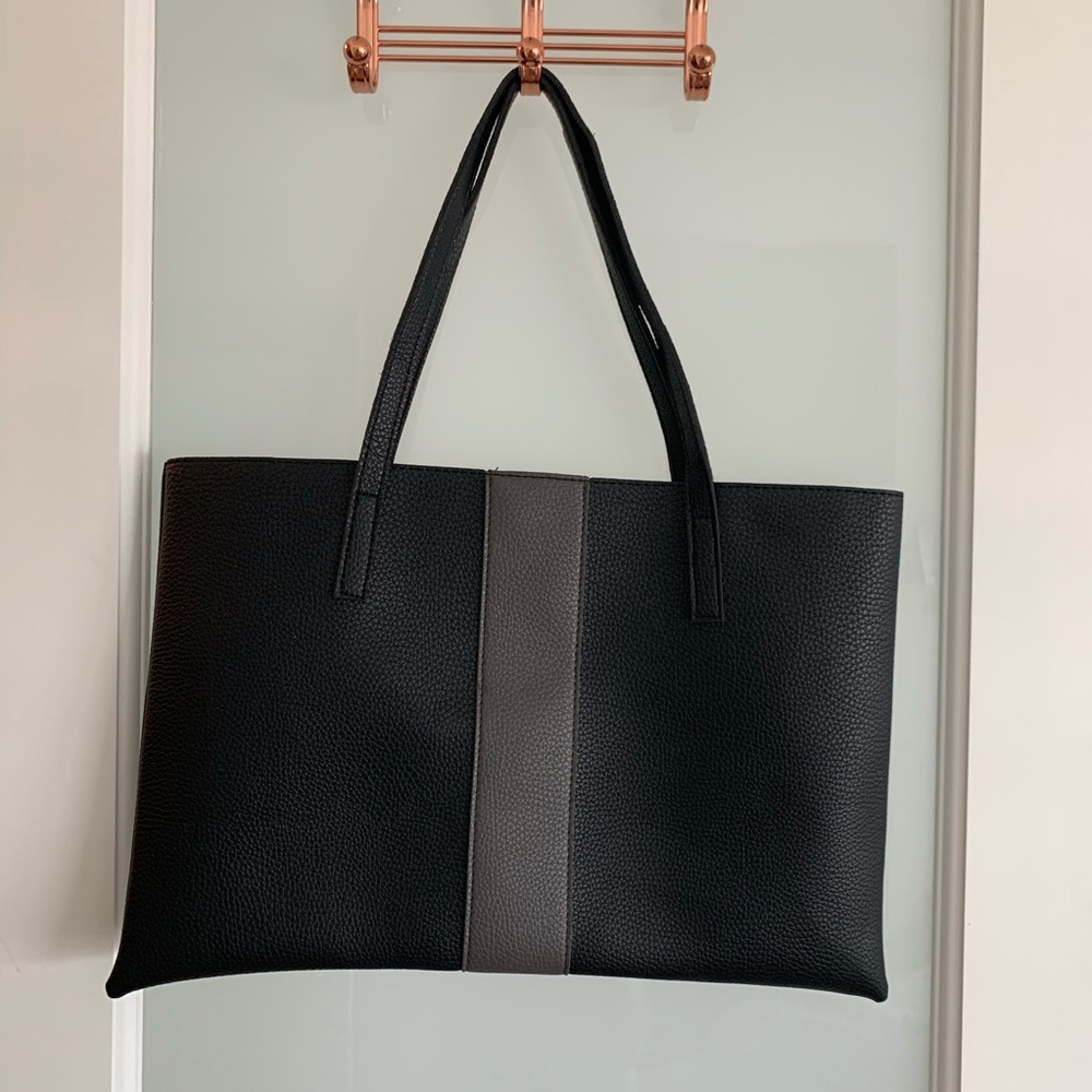 Vince Camuto tote